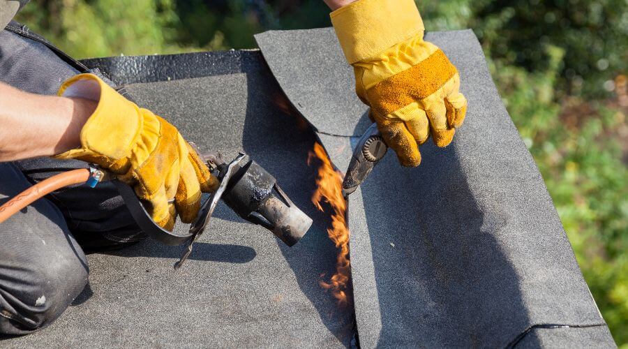 Professional flood damage restoration services in Lebanon, OK